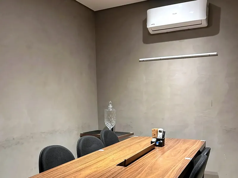 Sala térrea, até 6 pessoas